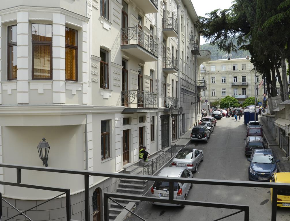 Opera Hotel Tbilisi Eksteriør billede